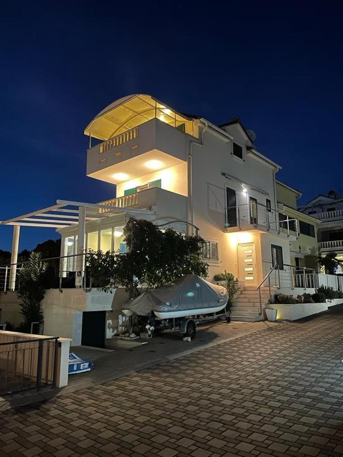 Apartments Villa Lili Lovetovo Βόντιτσε Εξωτερικό φωτογραφία