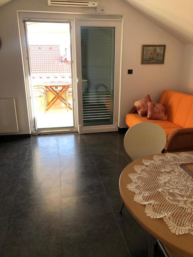 Apartments Villa Lili Lovetovo Βόντιτσε Εξωτερικό φωτογραφία
