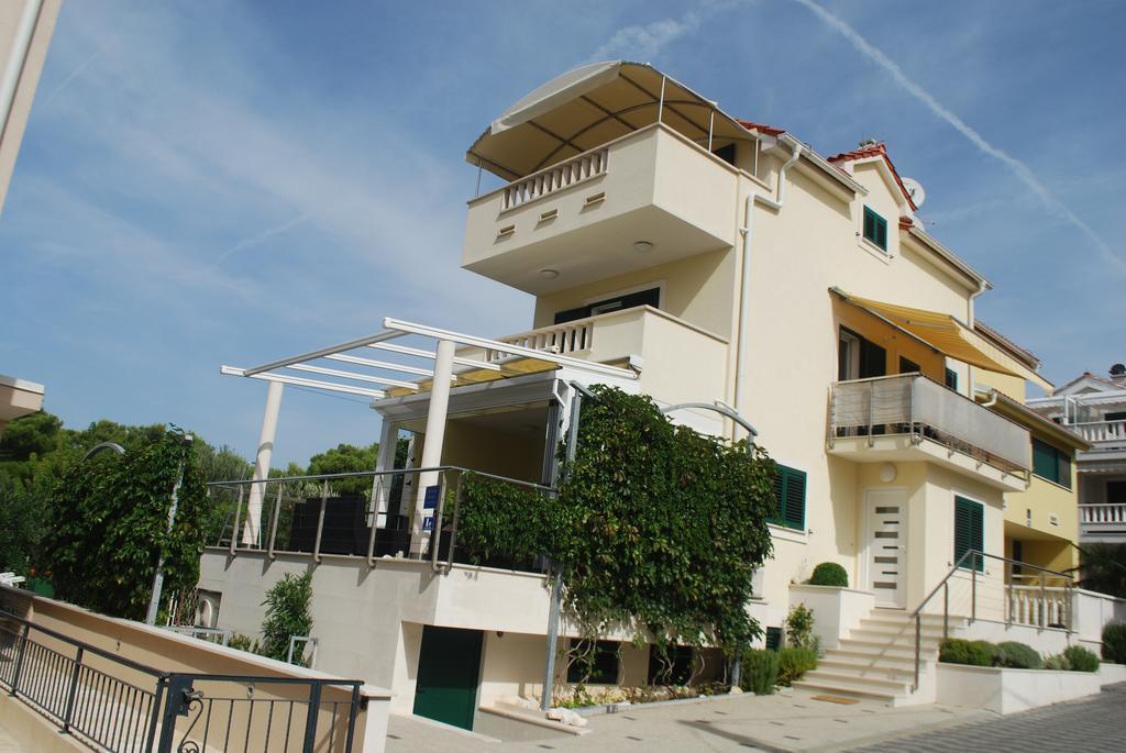 Apartments Villa Lili Lovetovo Βόντιτσε Εξωτερικό φωτογραφία